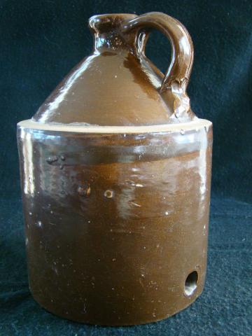 Chicken waterer, molded, jug-style (CW133)